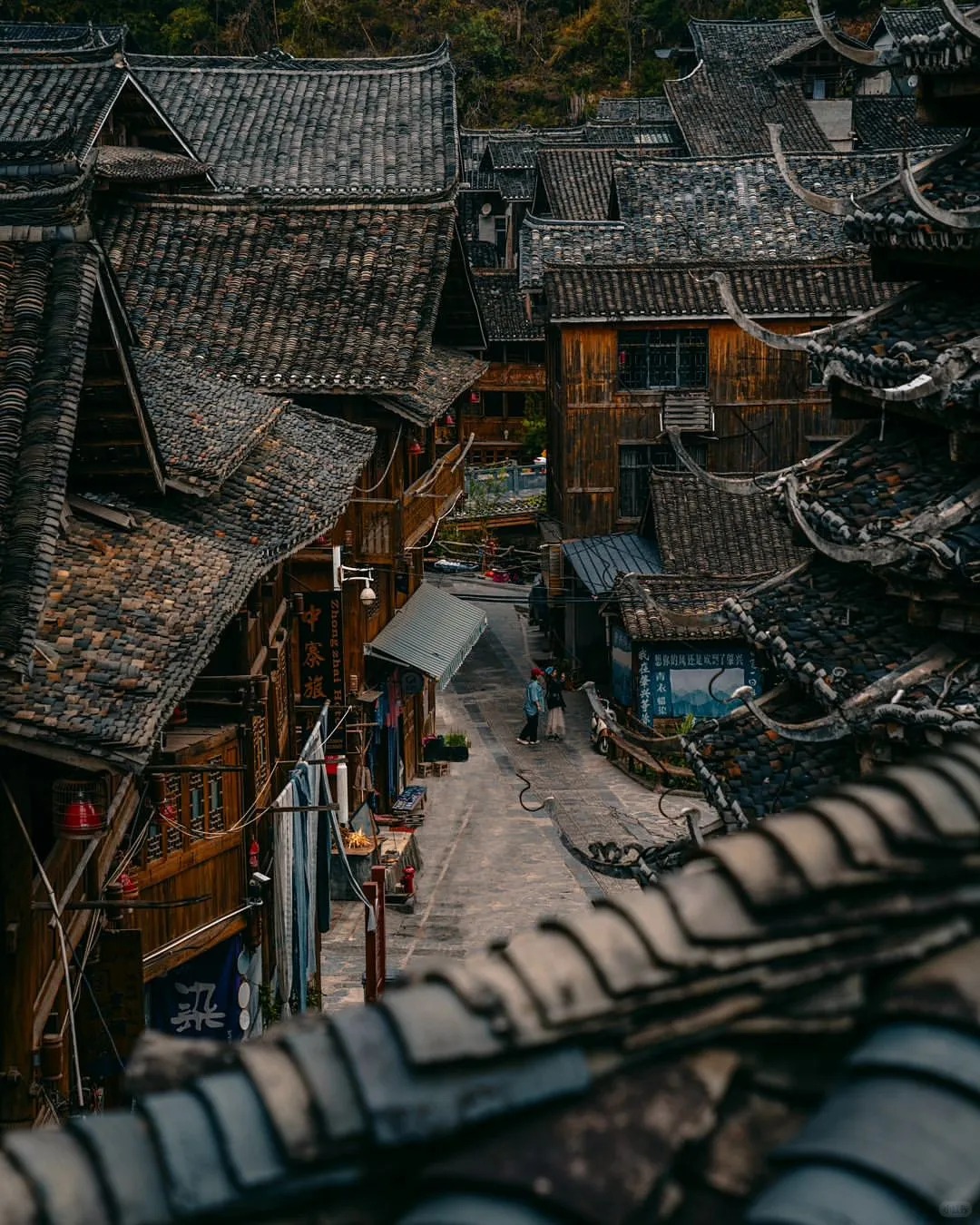 【凤凰古城：一场穿越时光的旅行指南】_7_红鲤鱼与绿鲤鱼与驴V_湖南凤凰-来自52tours 我爱旅游网